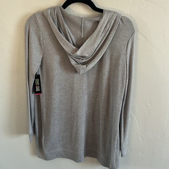 Cardigan - Picture 3 of 4